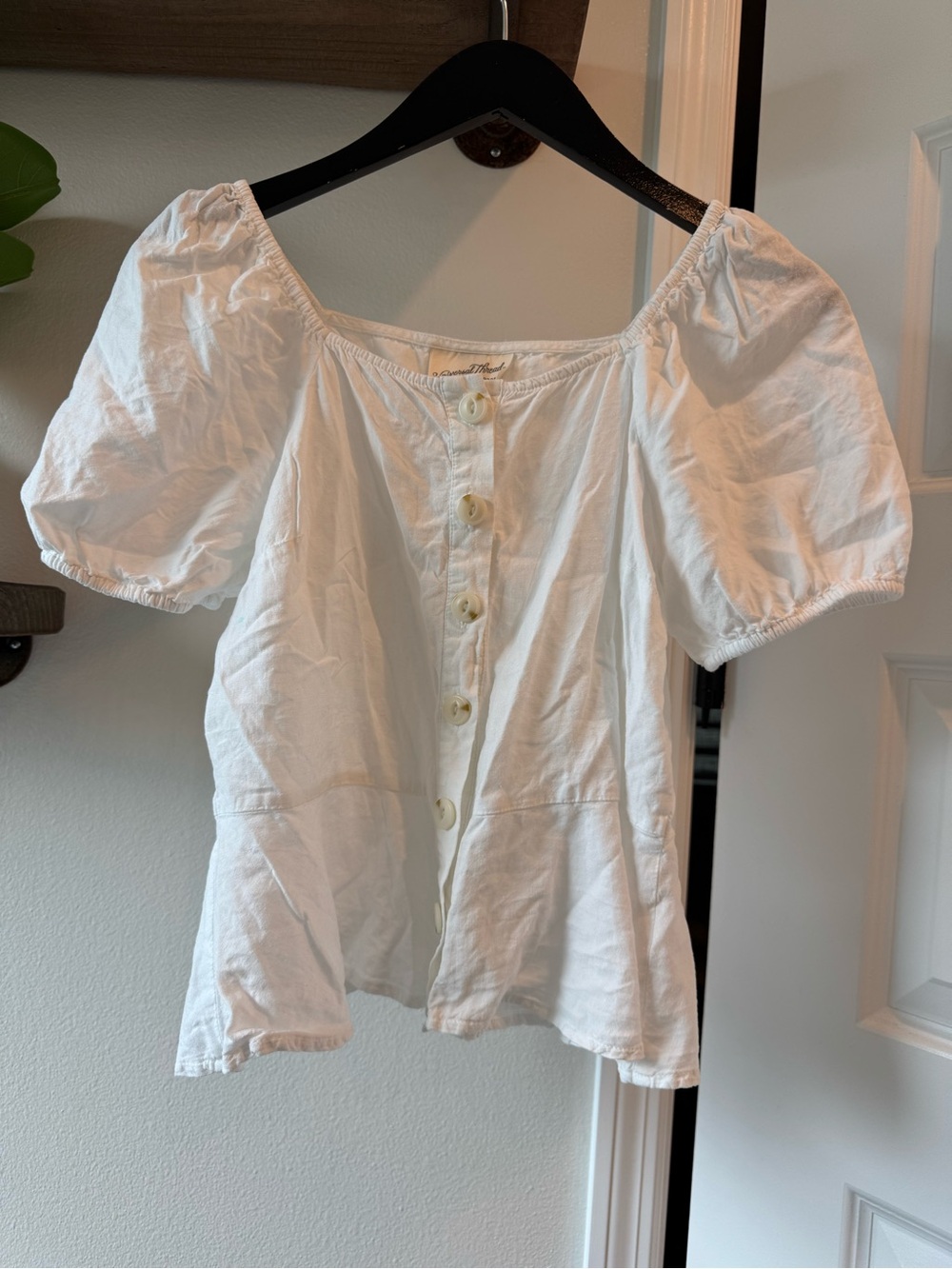 Universal Thread linen blend Button-Front Puff Sleeve peplum Top